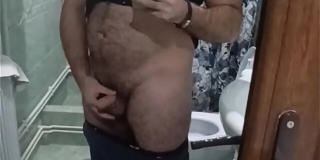 amateur,big cock,handjob,homemade,masturbation