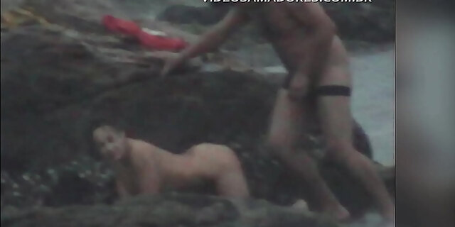 amateur,beach,brazil,caught,couple,exotic,latin,latina,outdoor,public,sex,spy,voyeur