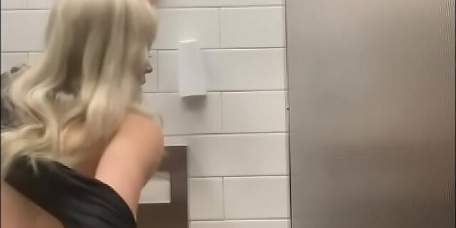 amateur,college,masturbation,orgasm,public,solo,teen