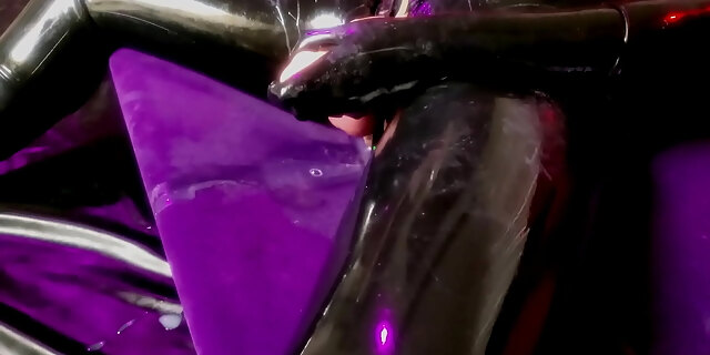 cum,dildo,latex,sex,strapon,tease,toys