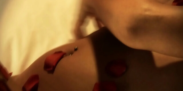 amateur,brunette,exotic,indian,juicy,mature,milf