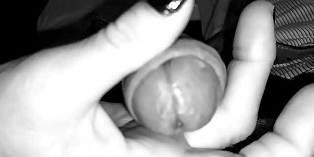 amateur,cum,cumshot,european,handjob,mature,milf,orgasm,perfect,pov,real,sex,voyeur