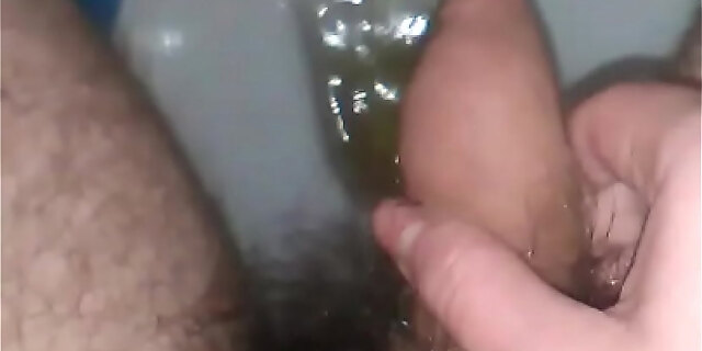 amateur,european,pissing