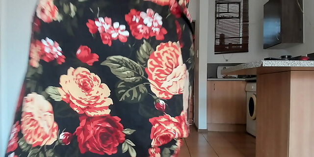 babes,big ass,ebony,striptease,tease