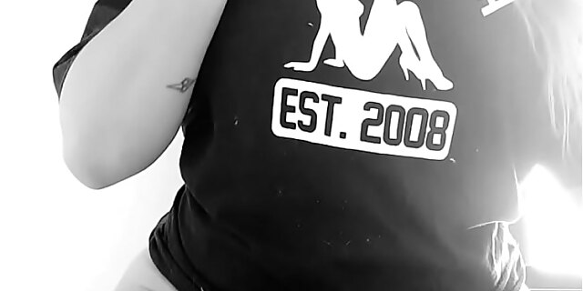 ass,boobs,brunette,masturbation,molten,pornstar,pussy,teen