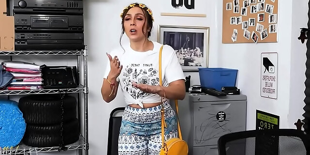 big ass,blowjob,caught,curvy,doggystyle,kinky,naughty,office,riding,rough,swallow,teen,webcam