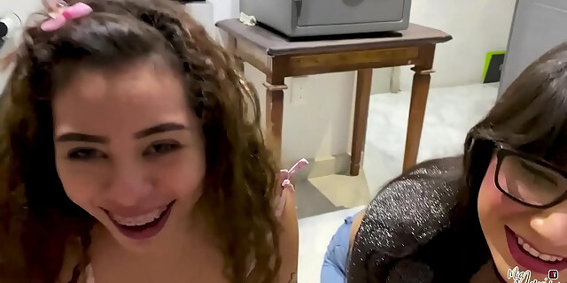 blonde,blowjob,boobs,brunette,cumshot,facial,kissing,latina,licking,neighbor,oral,petite,pornstar,solo,threesome