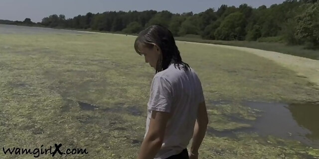 amateur,black,british,brunette,fetish,messy,milf,mom,outdoor,solo,sport