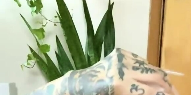 ass,brunette,masturbation,softcore,solo,toys,webcam