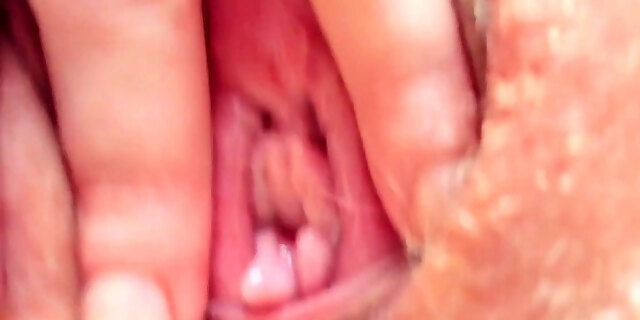 amateur,boobs,close up,fat,hd,lingerie,masturbation,sister,solo