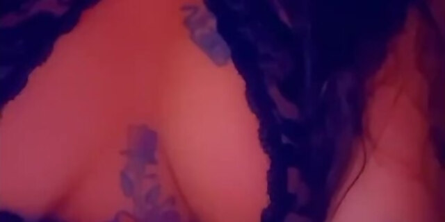 amateur,boobs,masturbation,solo