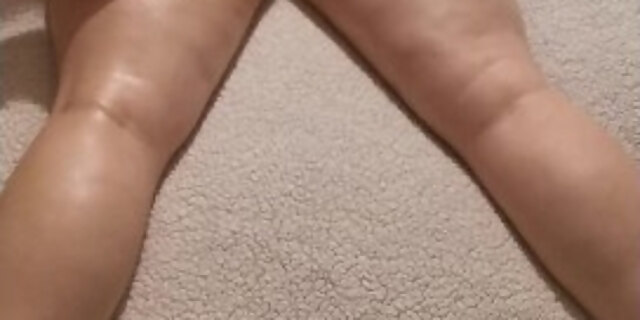 amateur,ass,big ass,british,couple,curvy,female orgasm,fingering,happy ending,massage,masturbation,mature,old,pov,pussy,real,wet pussy