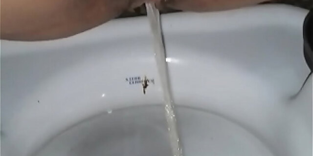 blowjobs,coed,cumshot,doggystyle,european,girlfriend,hardcore,riding,shaved pussy,slut,teen