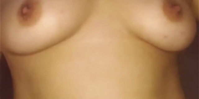 amateur,small tits,thai,twerk