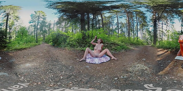 amateur,bukkake,busty,cum,dildo,masturbation,orgasm,redhead,softcore,solo