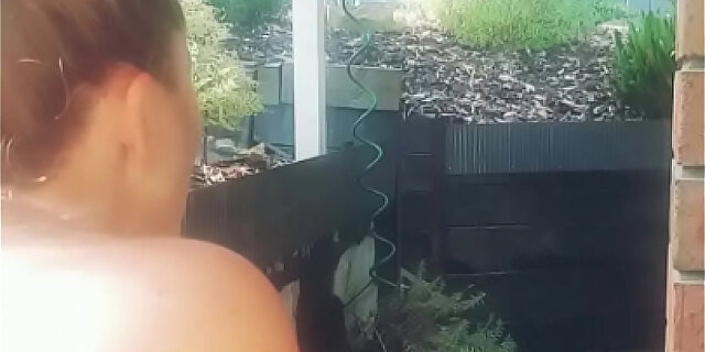 milf,molten,nude,outdoor