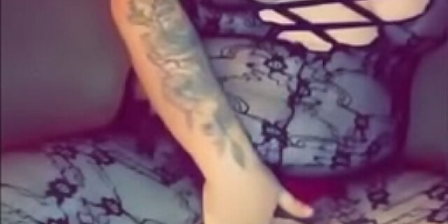 girlfriend,homemade,masturbation,shaved pussy,wife