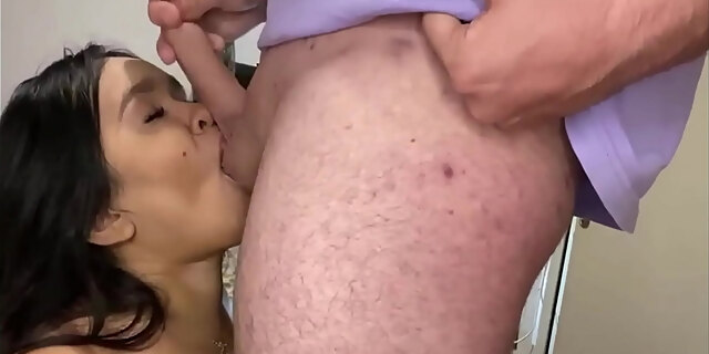 amateur,babes,blowjob,brunette,cum,cumshot,facial,friend,homemade,latina,sex,teen