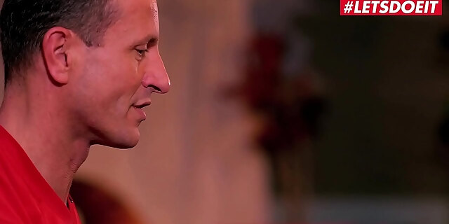 babes,big ass,big tits,blowjob,brunette,coach,dirty,doggystyle,doll,gym,hardcore,molten,tease,teen