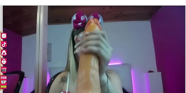 babes,blowjob,dildo,sex,swallow,toys