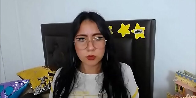 boobs,brunette,chubby,chubby latina,glasses,latina,slap,slut,solo,tease,teen,webcam