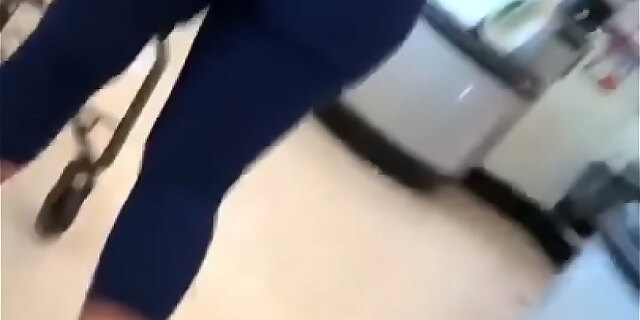 ass,big ass,shorts,sport,voyeur